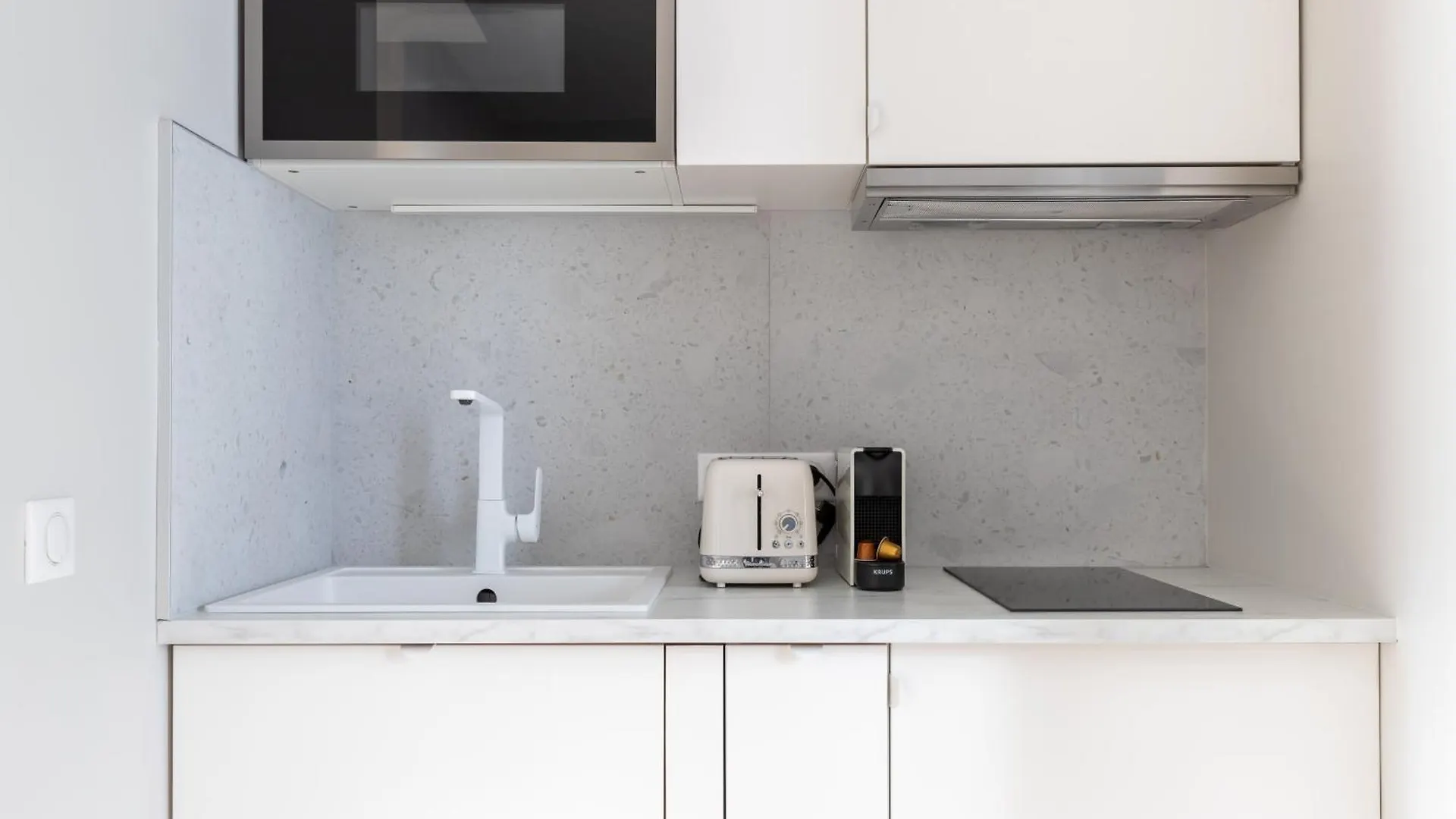 Take It Easy In This Stylish Architect Flat Paris Apartment